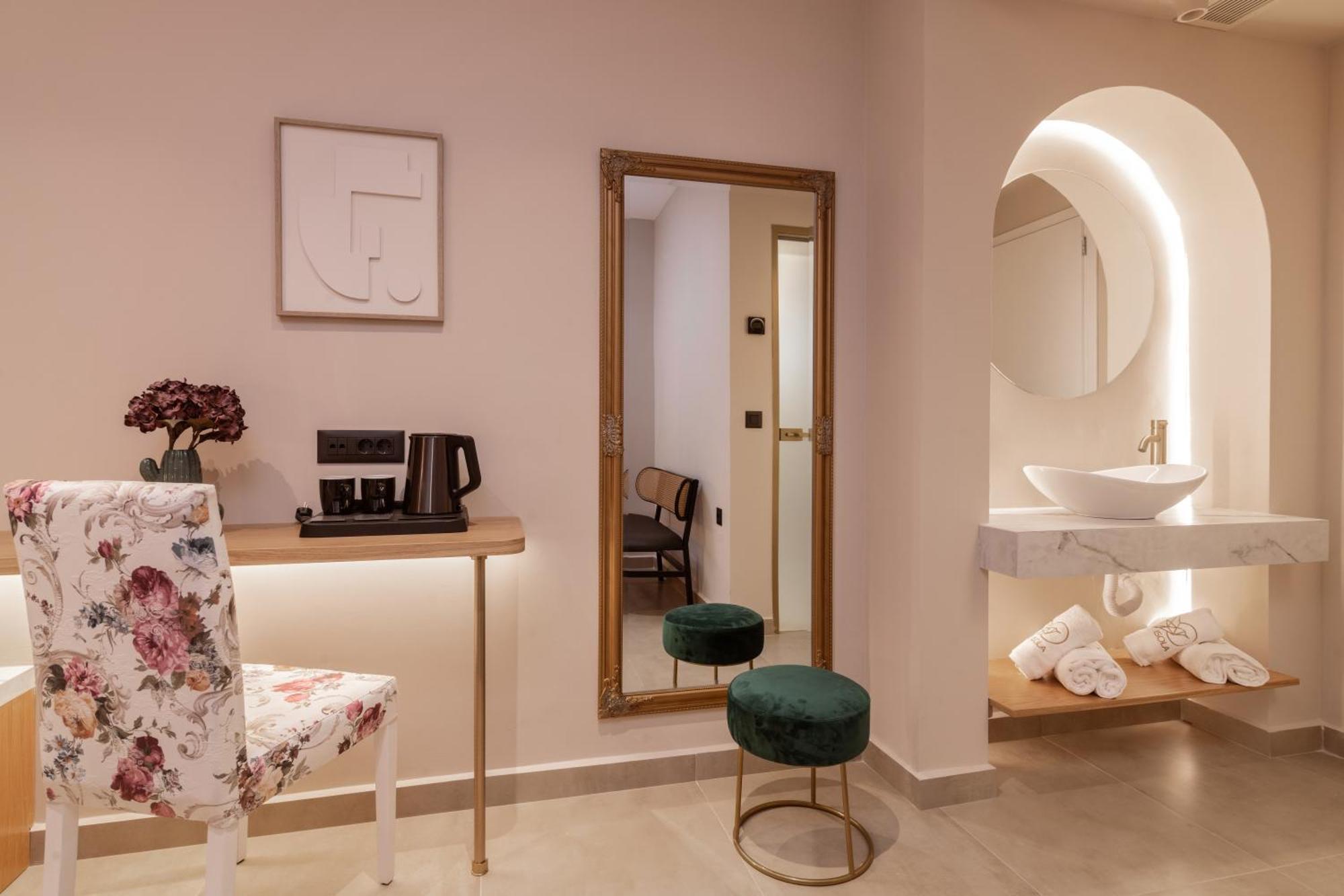 Isola Concept Τσιλιβί
