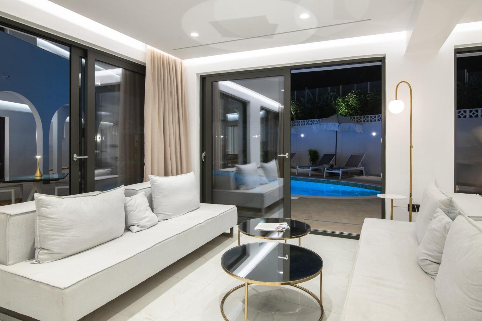 Isola Concept 4*