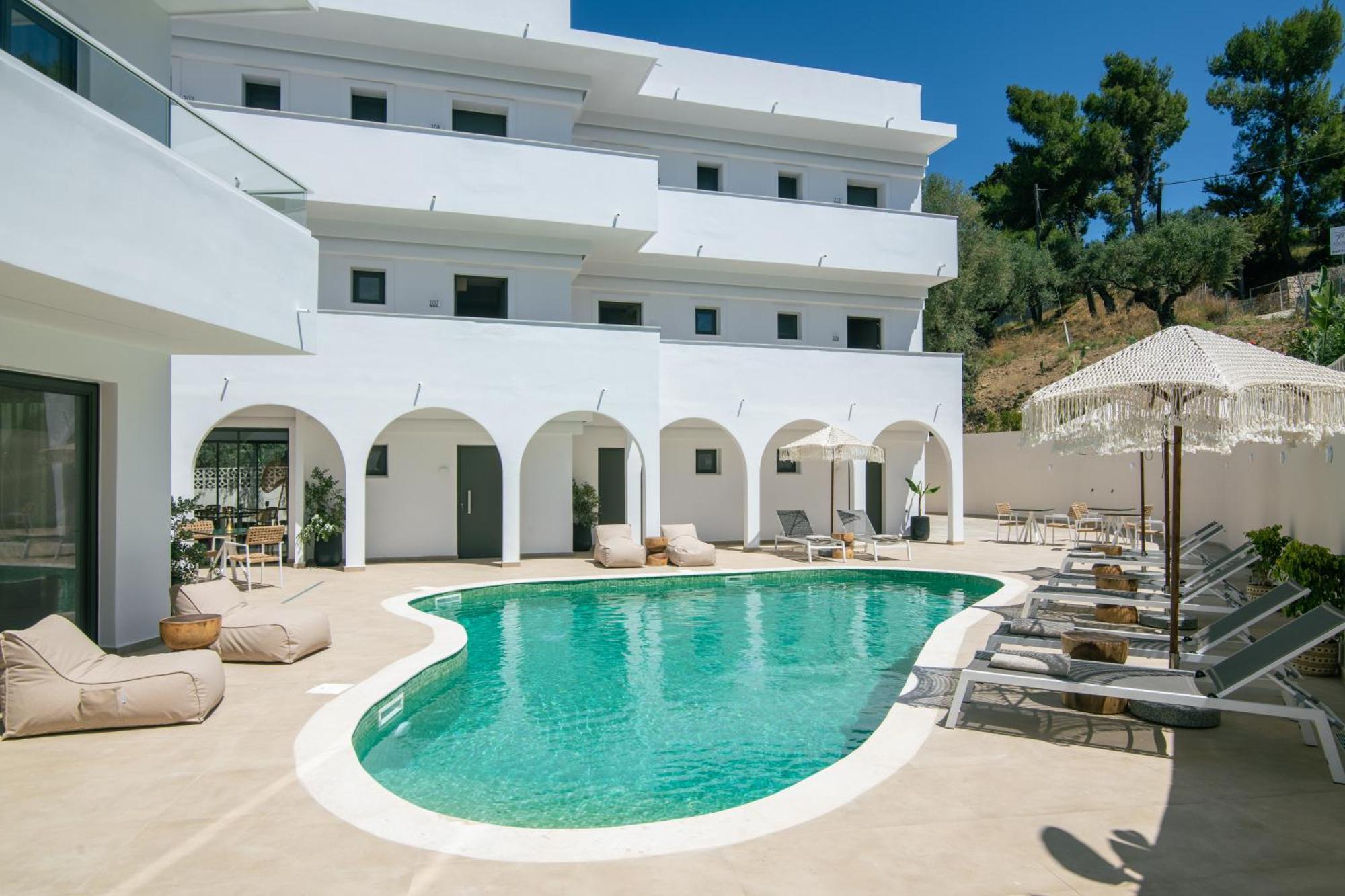 Isola Concept Ξενοδοχείο με διαμερίσματα 4*