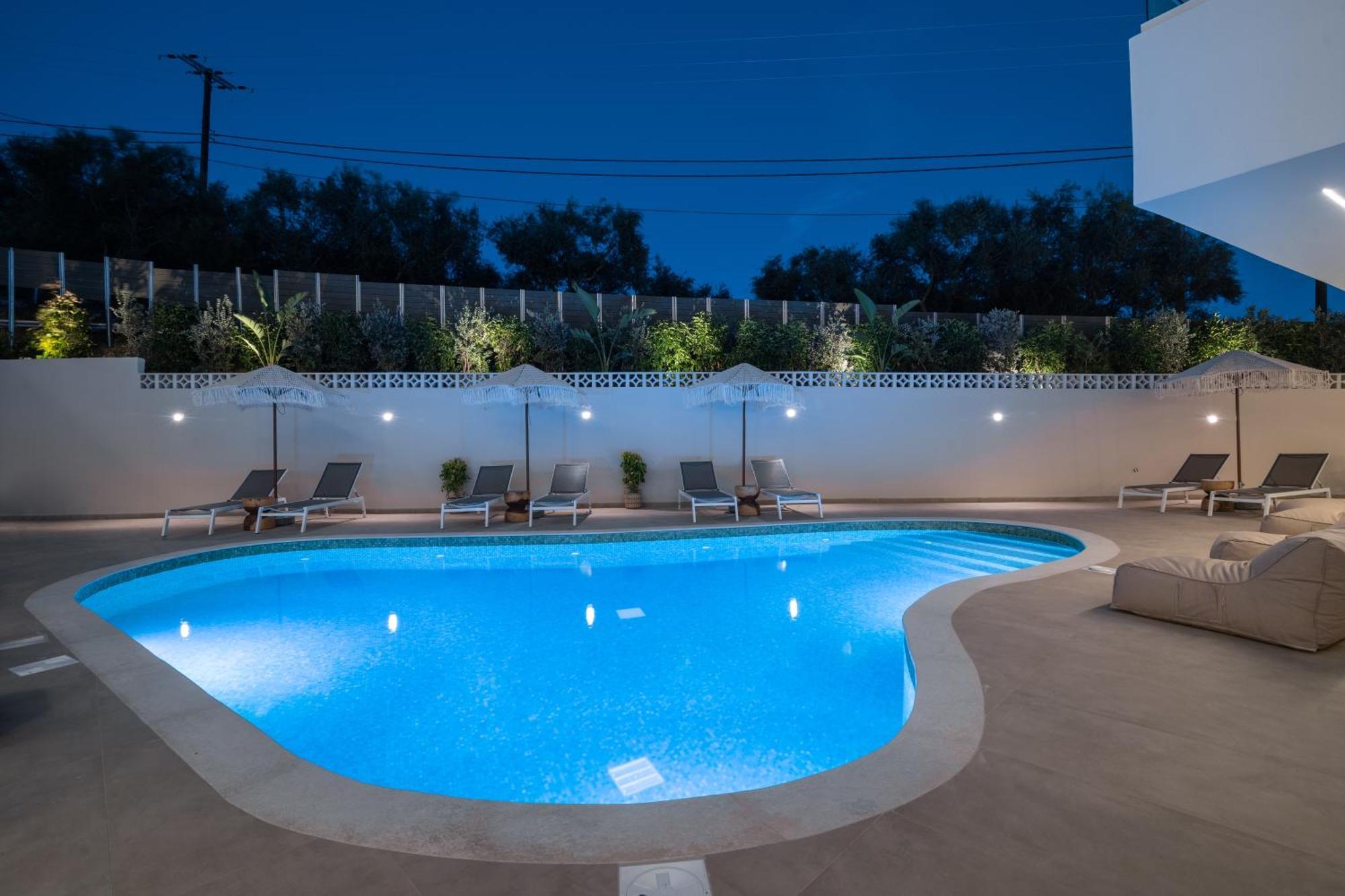 Isola Concept 4*